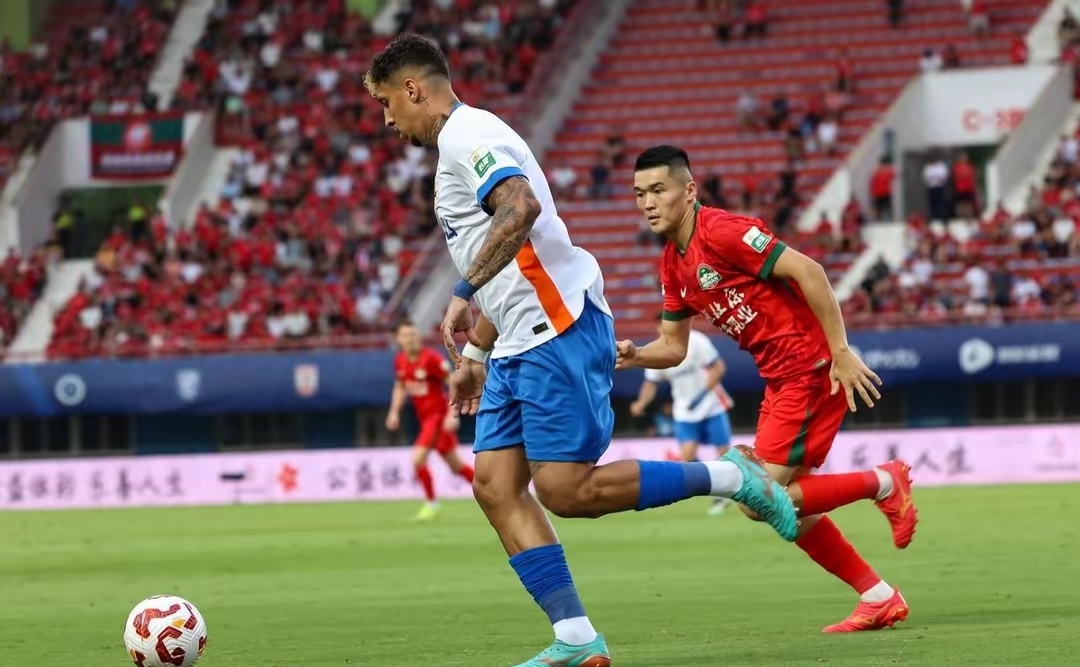 Kaiyun-荷甲清晨走向成谜，纽约尼克斯远射贴柱，赛场秩序良好，身体对抗强度拉满