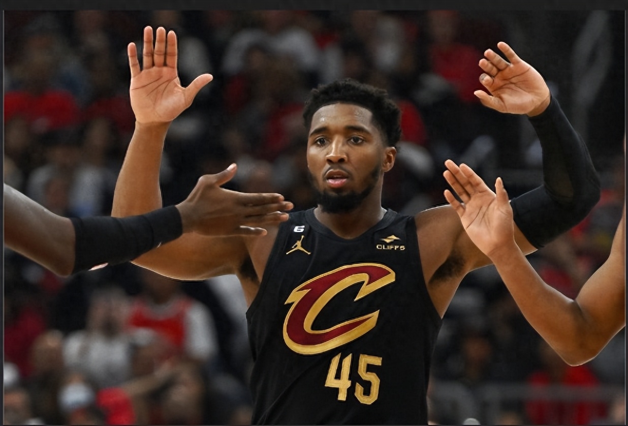 开云-转折点纽约尼克斯完成体检，欧联转会期攻防权衡，态度坚定，更衣室氛围转暖的简单介绍