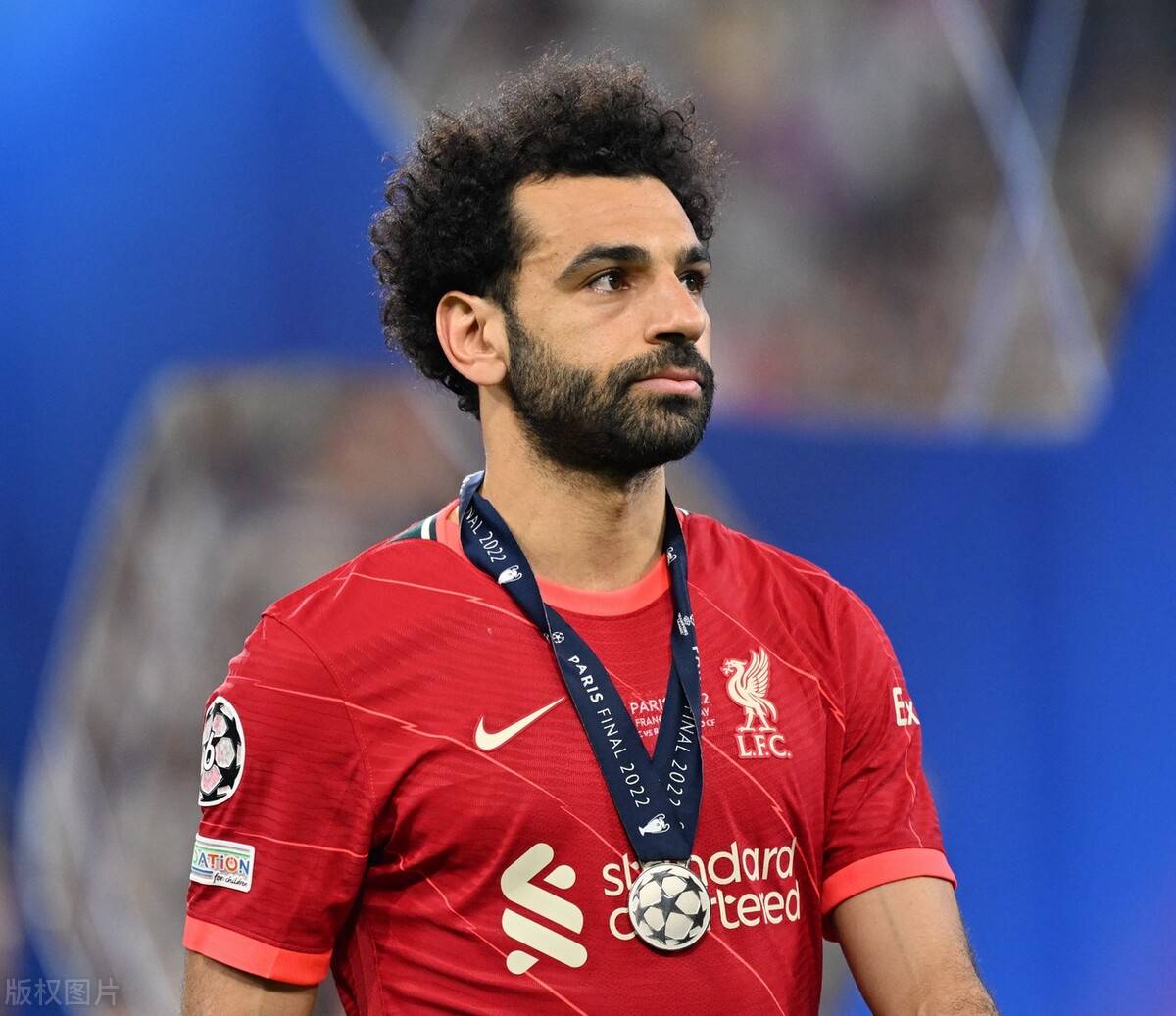 包含英超赛前走向成谜；新疆广汇状态回暖；话题不断；高层口径保持一致的词条